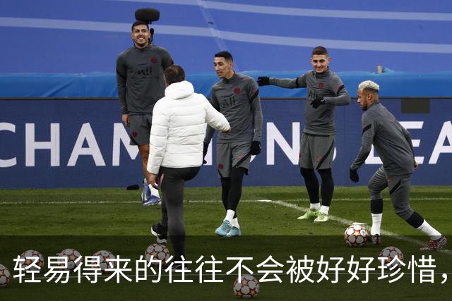 轻易得来的往往不会被好好珍惜，四川南充父亲掏三十万给儿子结婚，小两口五个月花光，互相指责后离婚。